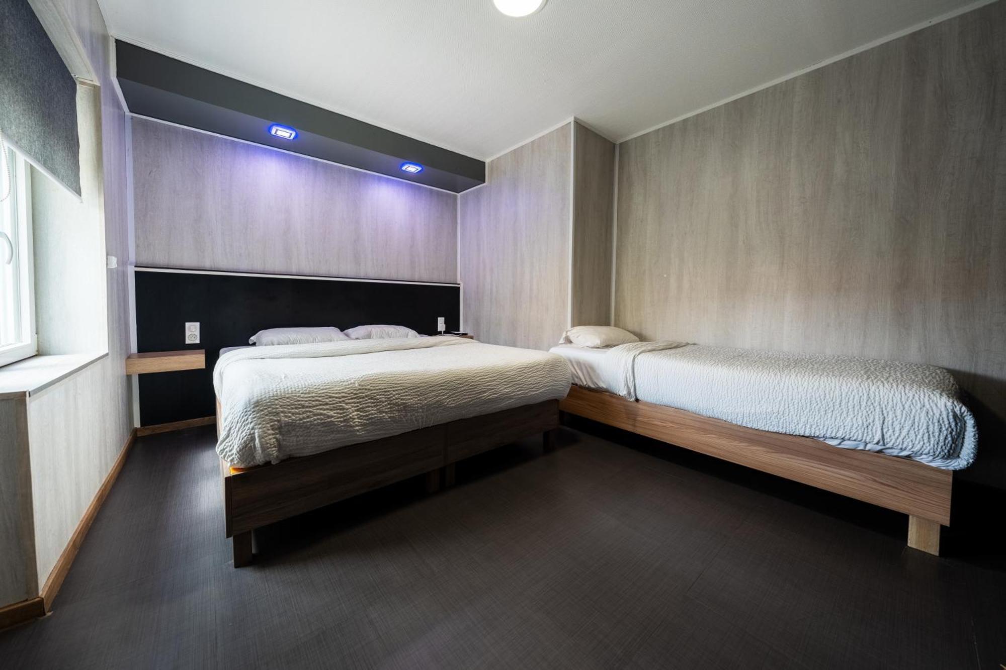 Hotel La Rocade Pamiers Kültér fotó